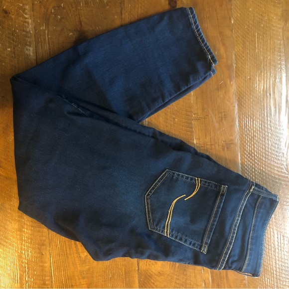 Levi's Signature Mid Rise Skinny Jeans - Picture 6 of 7
